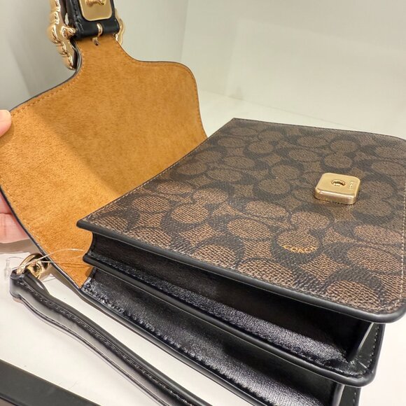 Coach Courtney Top Handle Bag In Signature Canvas CCE22 - Picture 5 of 7